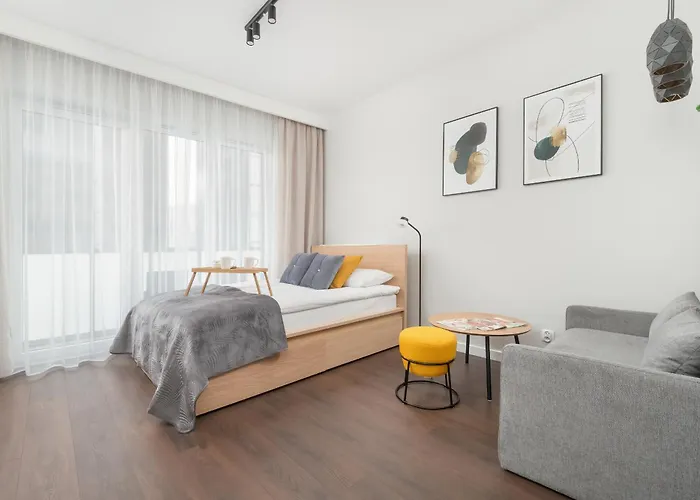 Studio With Parking & Balkony, Zabrska Global Office Park By Noclegi Renters