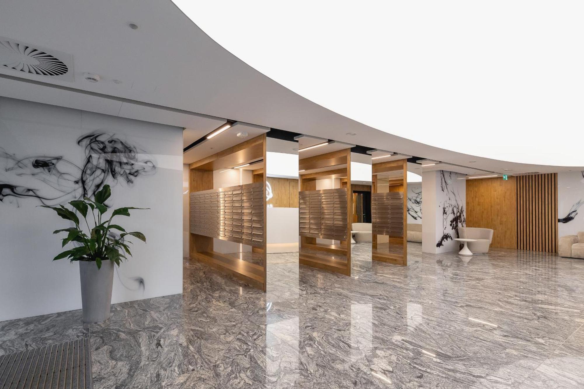 Apartment Air-conditioned With Parking And Balcony, Zabrska Global Office Park By Renters